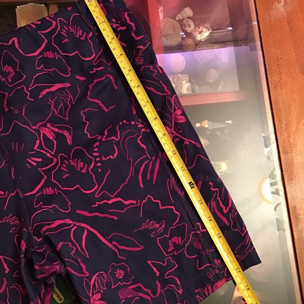 Avia Bike Shorts Plus Size XXL Navy Pink Floral - Picture 6 of 9